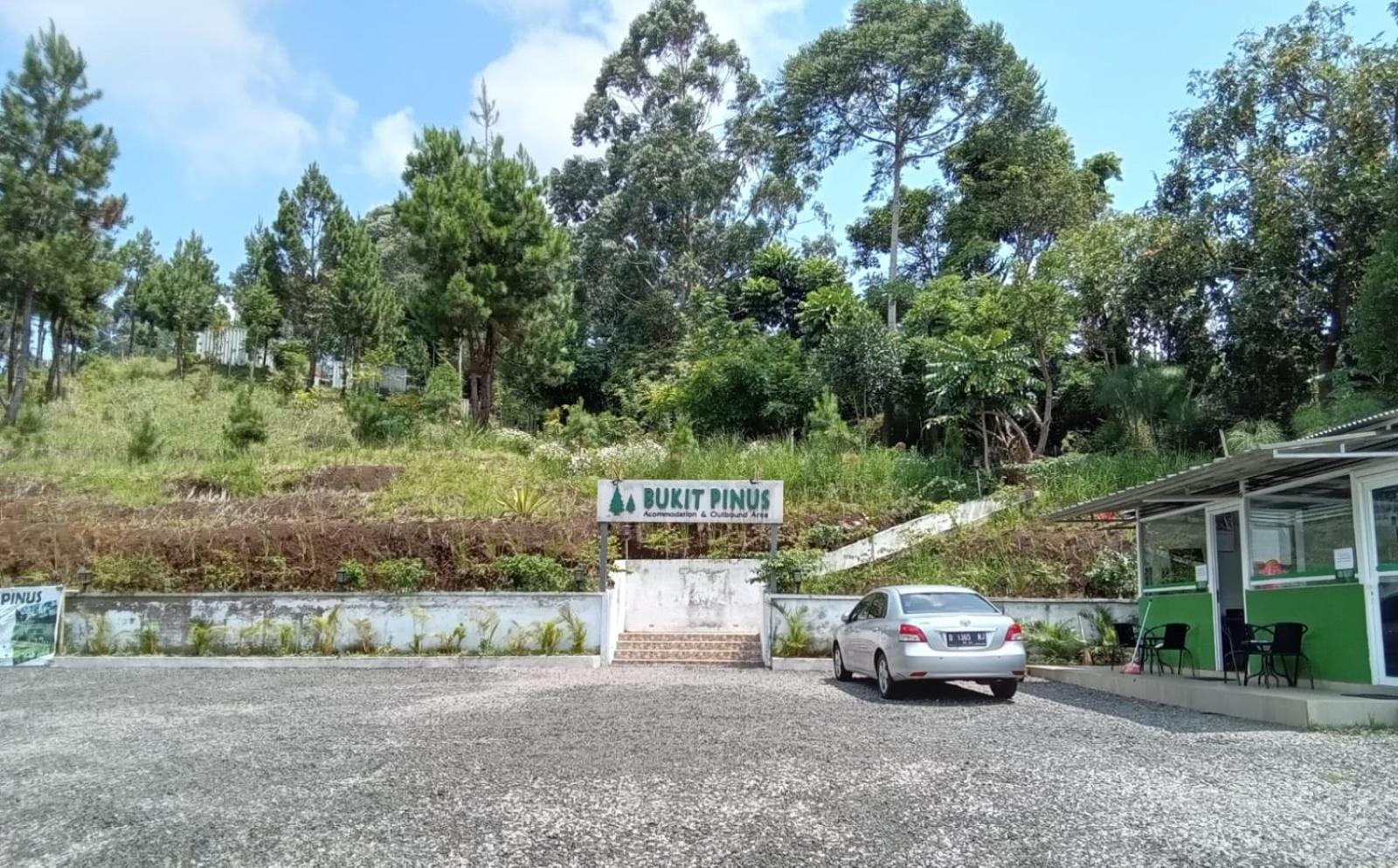Hotel Bukit Pinus Tegalharendong Ngoại thất bức ảnh